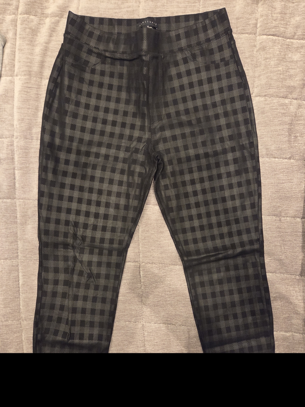 Sanctuary Woman's Plaid Stretch Cropped Pants - Black